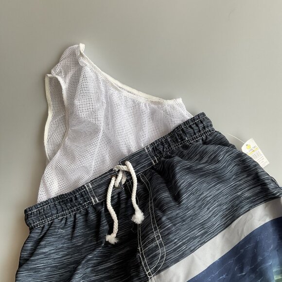 QUAD SEVEN BIG BOYS SWIM TRUNK 16/18 - Picture 5 of 5